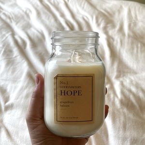 That girl ✨ candle!